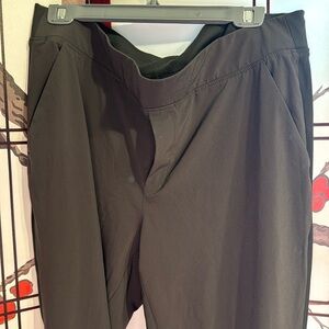 Athleta casual olive pant